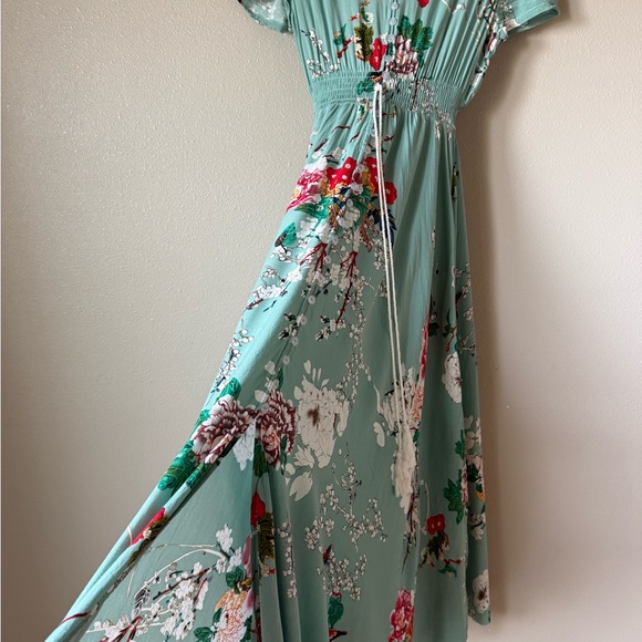 Floral Maxi Dress in Light Blue and Red - Picture 7 of 8